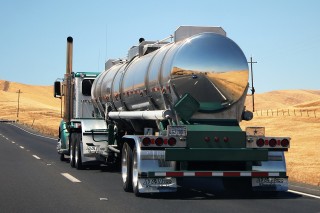 Asphault truck