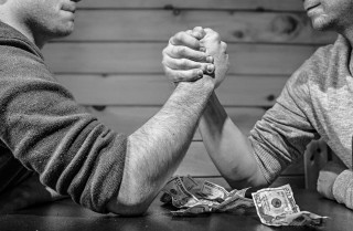 Money arm wresting